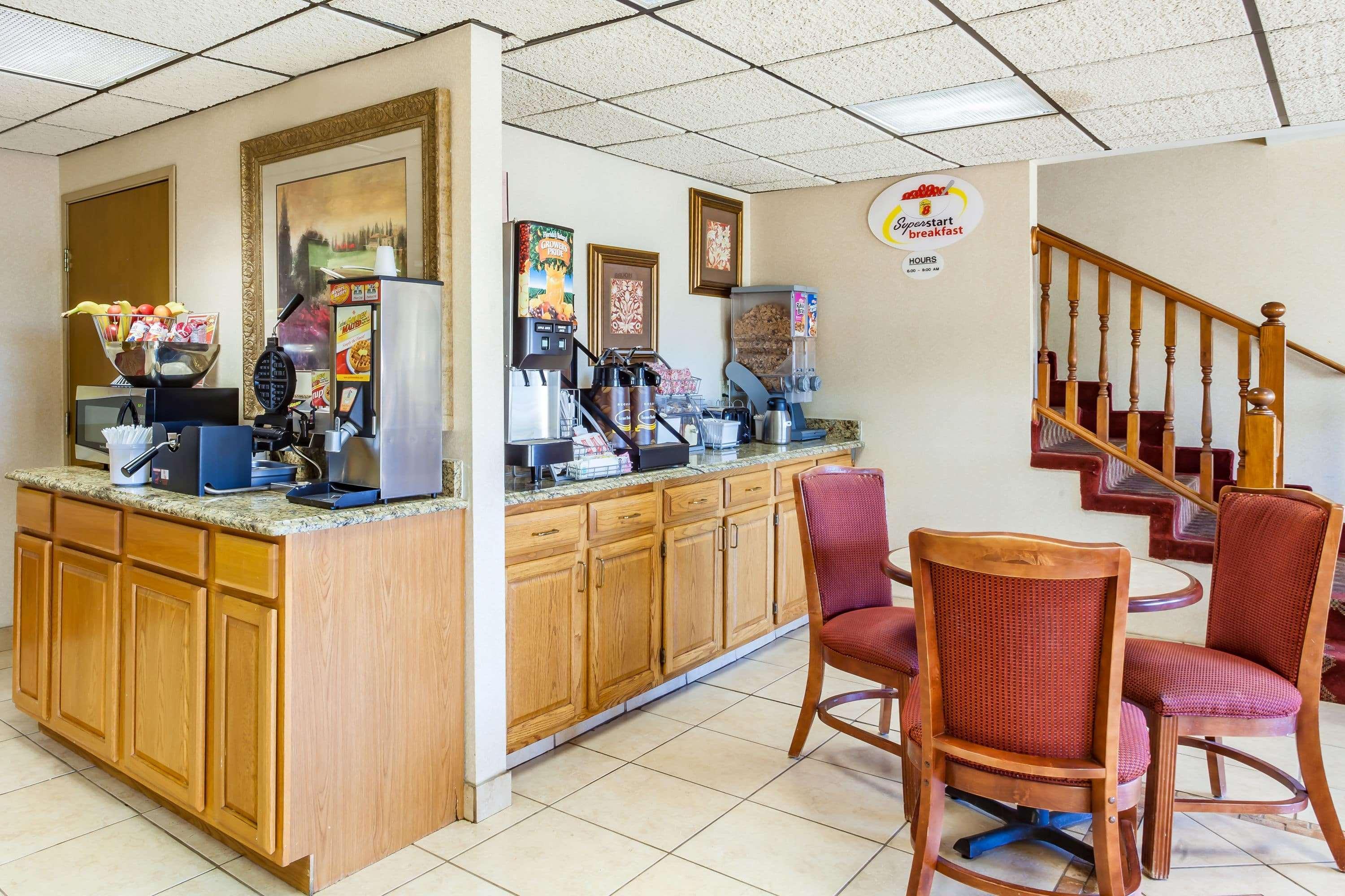 Super 8 By Wyndham Morristown/South Hotel Buitenkant foto