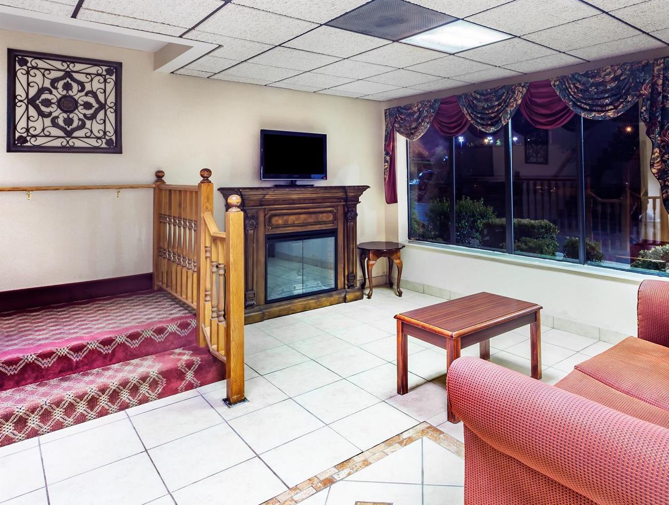Super 8 By Wyndham Morristown/South Hotel Buitenkant foto