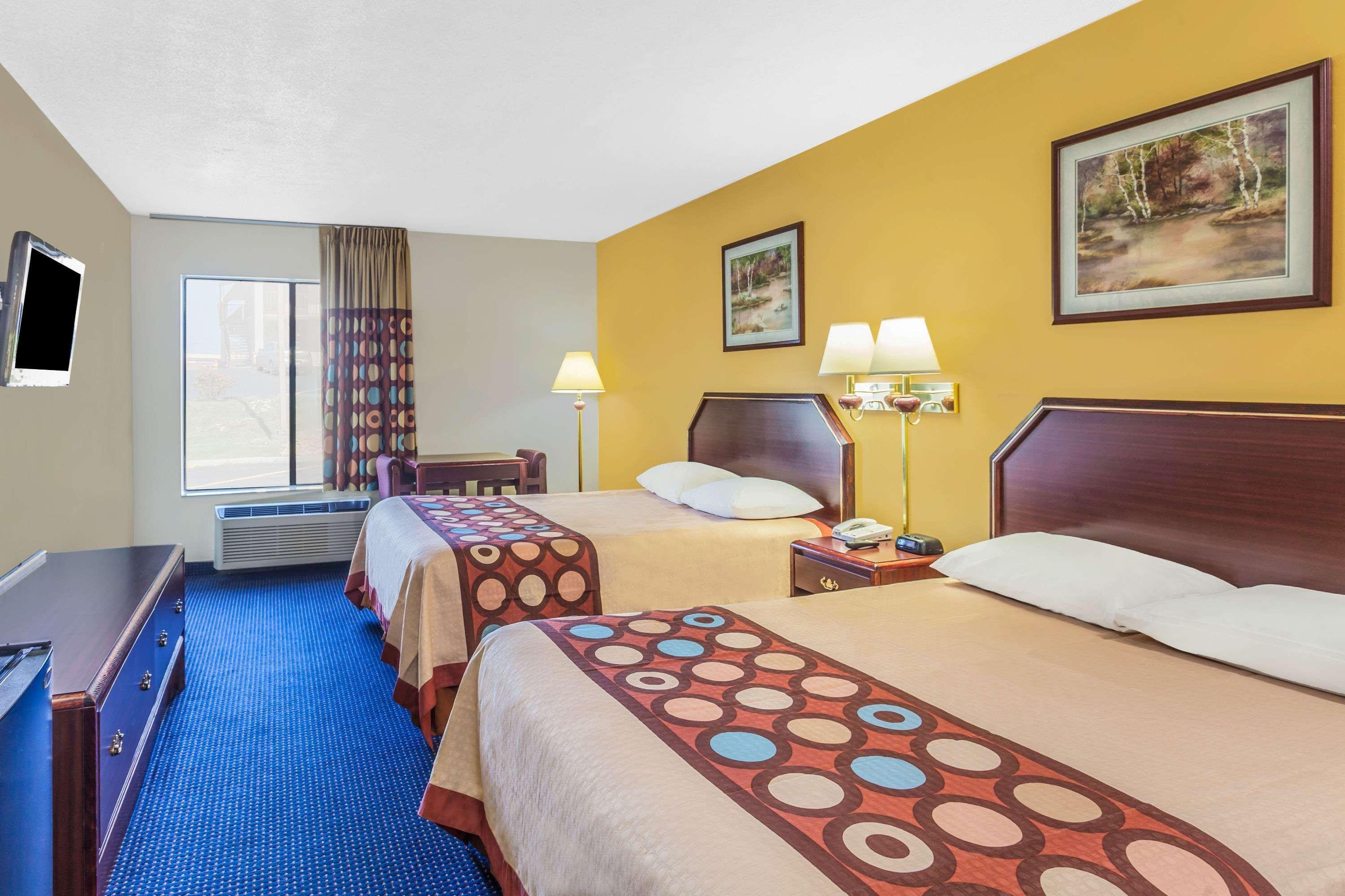Super 8 By Wyndham Morristown/South Hotel Buitenkant foto